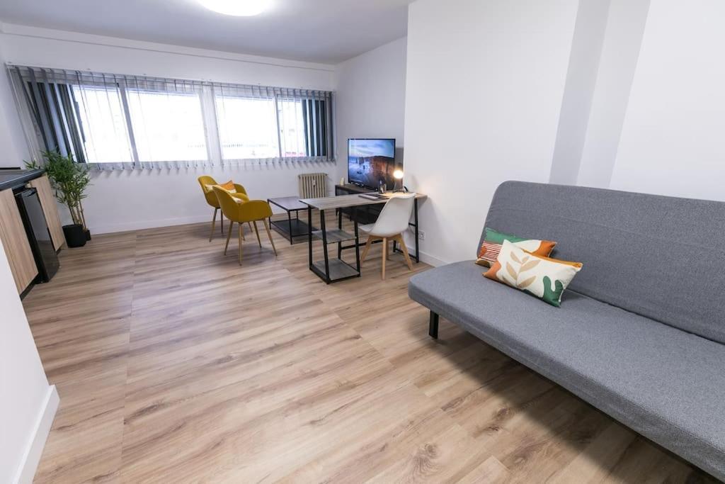 Estudio-Oficina Moderno, Centro De Jaén Dış mekan fotoğraf